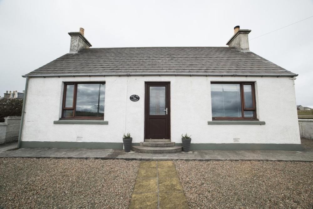 Road End Cottage Port of Ness Exteriér fotografie