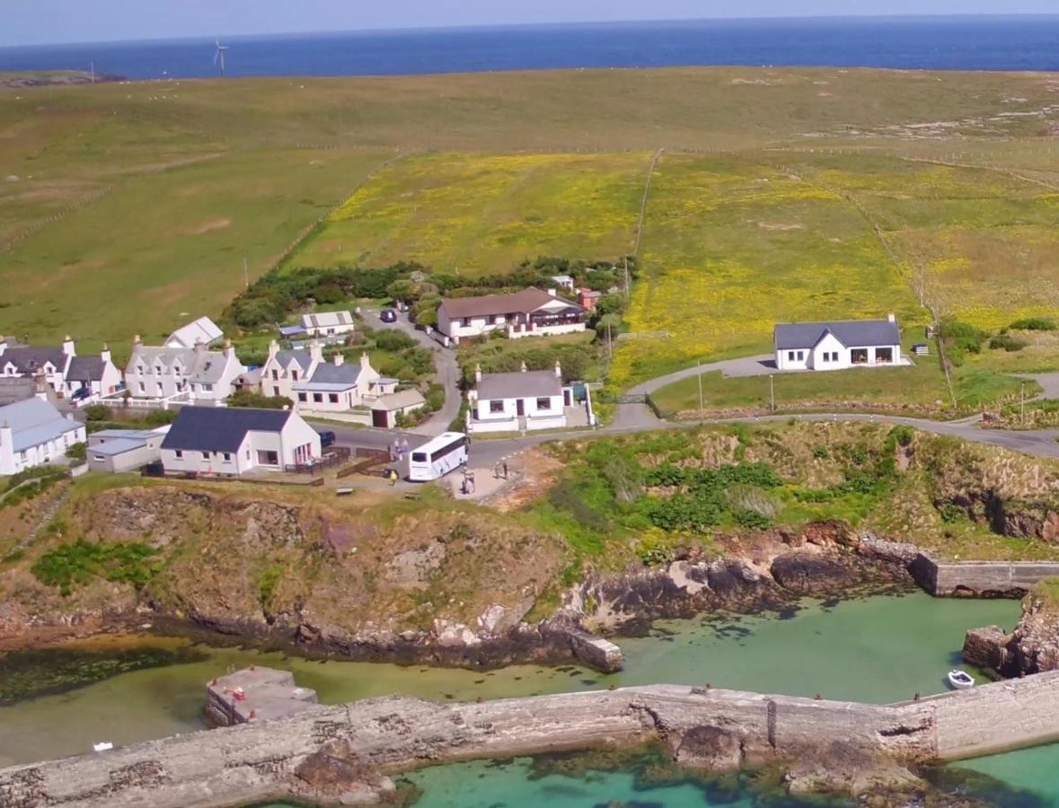 Road End Cottage Port of Ness Exteriér fotografie
